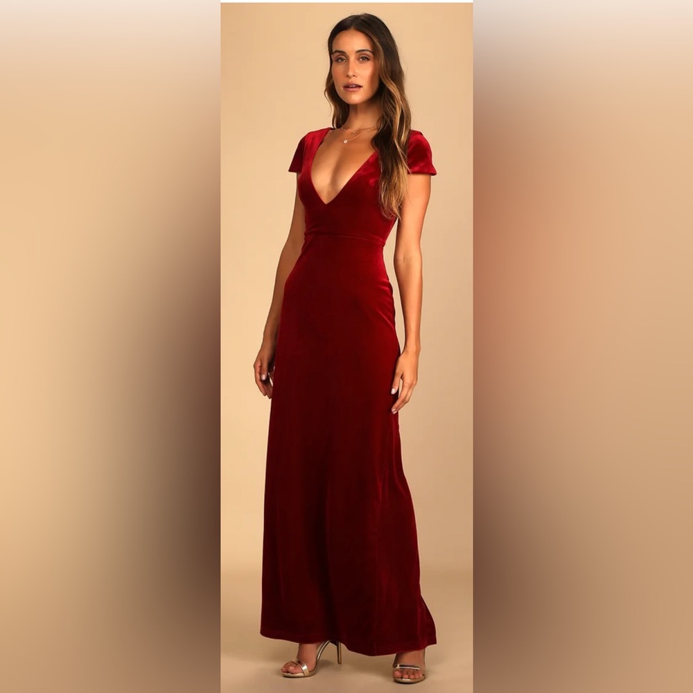 NWT Lulus Feeling Flawless Wine Red Velvet V-Neck Maxi Dress